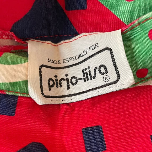 Vintage Patterned Red Skirt - Pirjo-Liisa (Nygård) - Picture 5 of 7